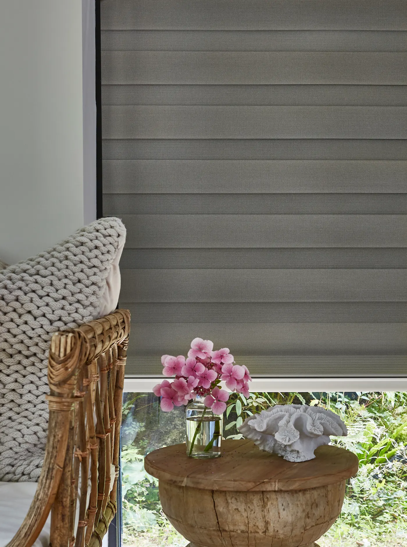Day and night blind with sheer and solid bands – Northfield Blinds