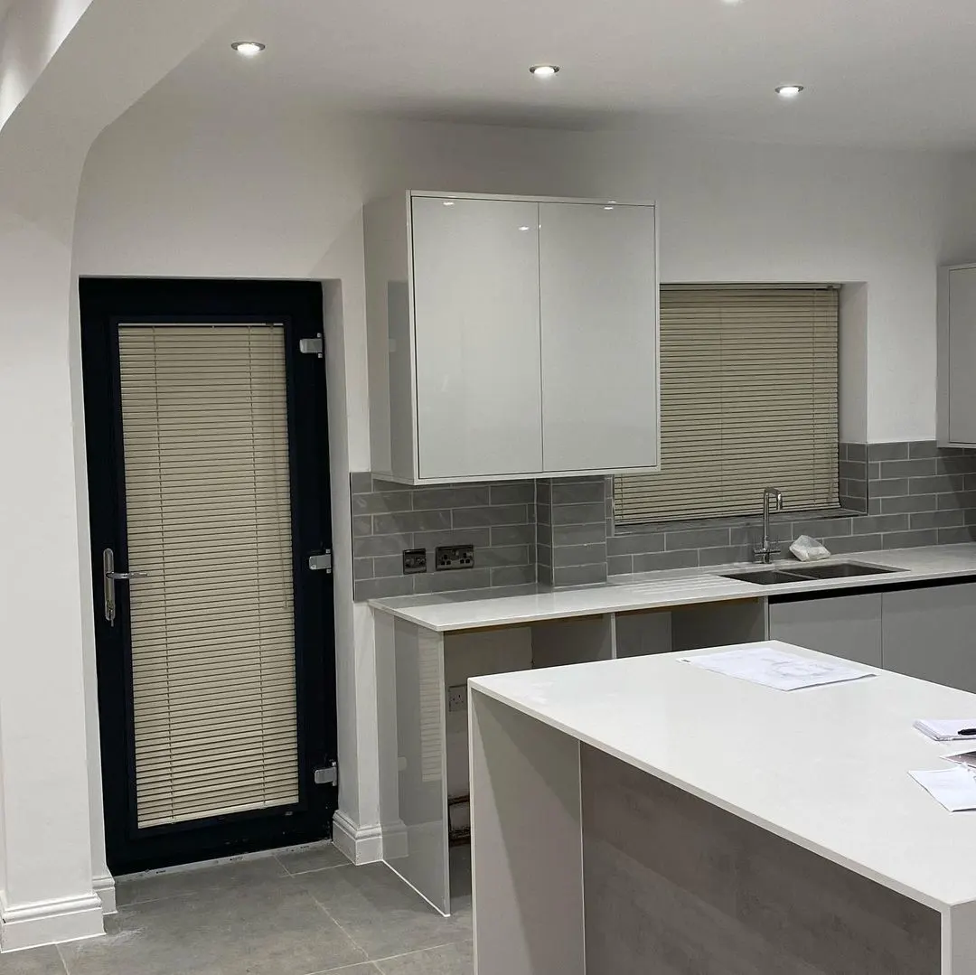 Perfect fit blind clipped into a uPVC window – Northfield Blinds
